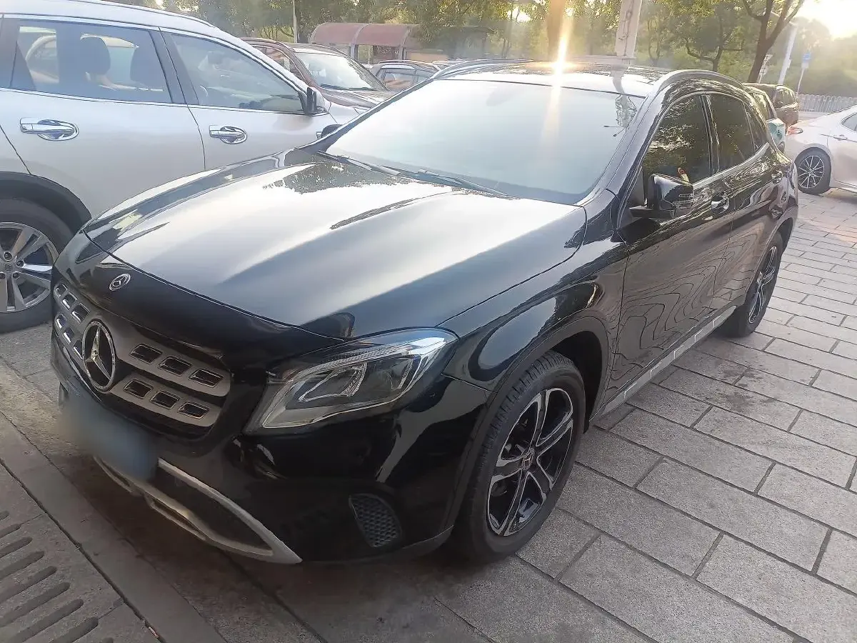 2018 Mercedes-Benz GLA Class 1.6T 156HP L4 7DCT