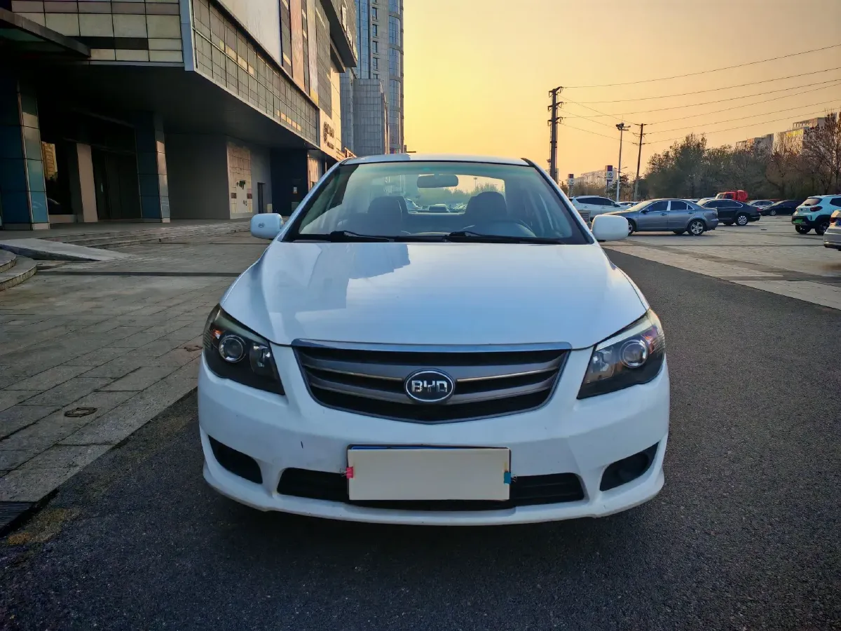 2012 BYD L3 1.5L 109HP L4 5MT,autocango,china used car exporter,china ev exporter,chinese used car exporter,chinese used ev exporter