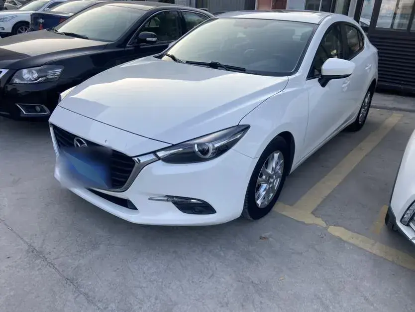 2017 Mazda 3 Axela 1.5L 117HP L4 6AT