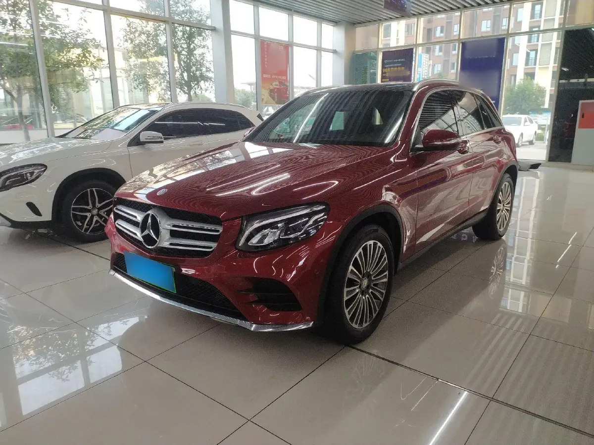 2017 Mercedes-Benz GLC Class 2.0T 211HP L4 9AT