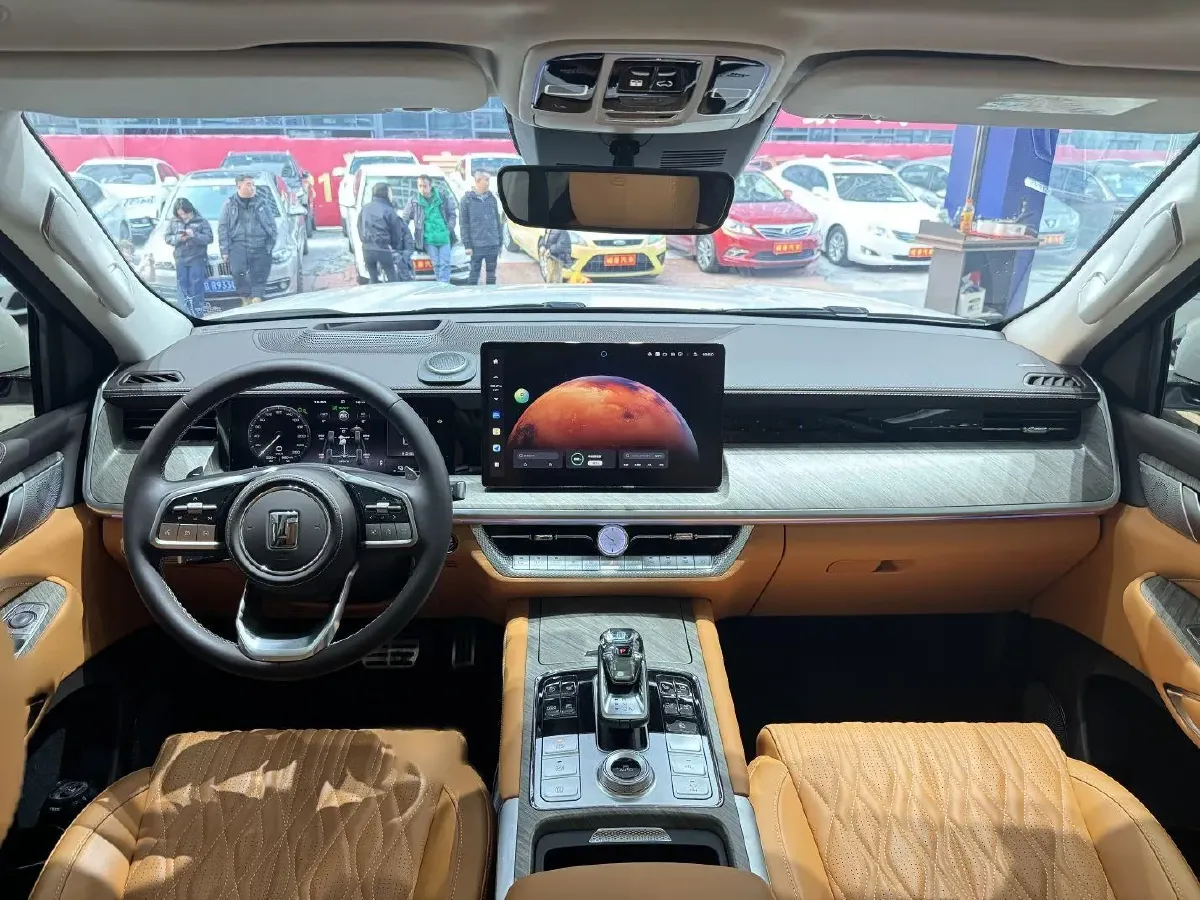 2023 Tank 500 2.0T 252HP L4 9AT PHEV 37.1KWH,autocango,china used car exporter,china ev exporter,chinese used car exporter,chinese used ev exporter