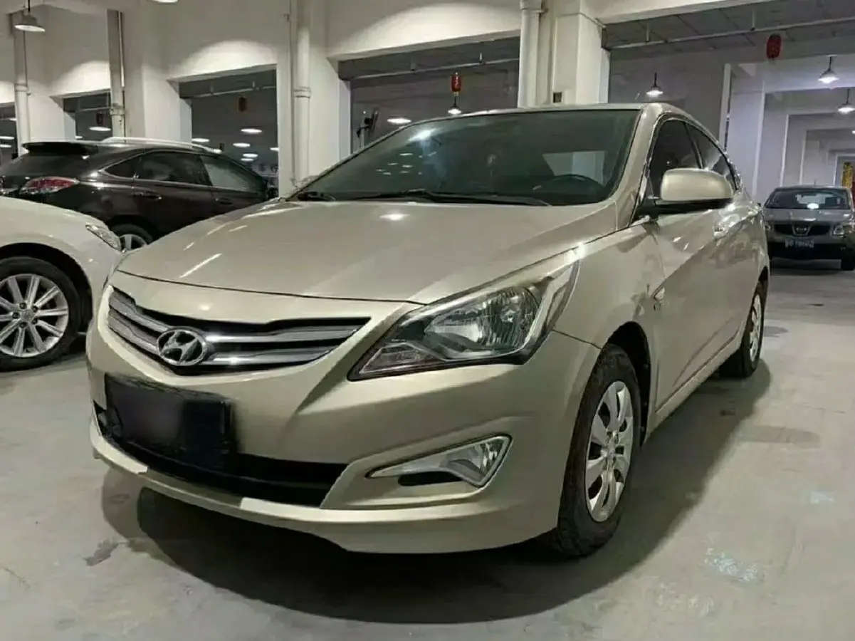 2014 Hyundai Reina 1.4L 107HP L4 5MT