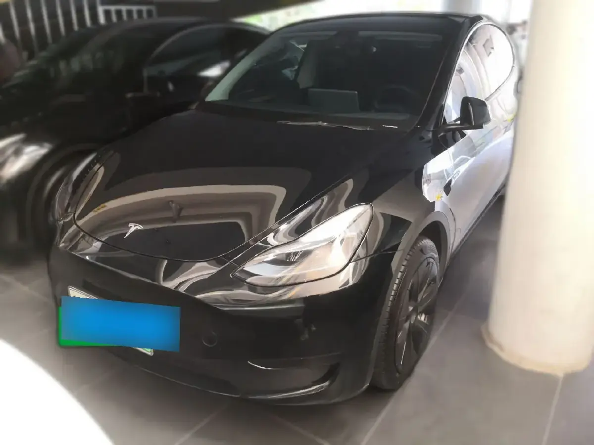 2022 Tesla Model Y BEV 60KWH