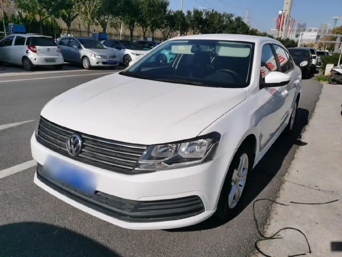 2017 Volkswagen Lavida 1.6L 110HP L4 5MT