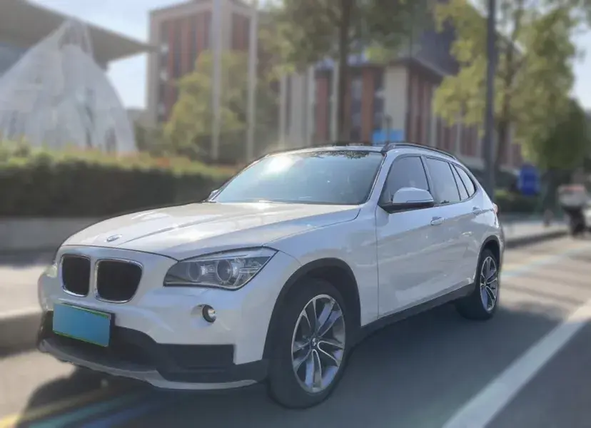 2015 BMW X1 2.0T 156HP L4 8AT
