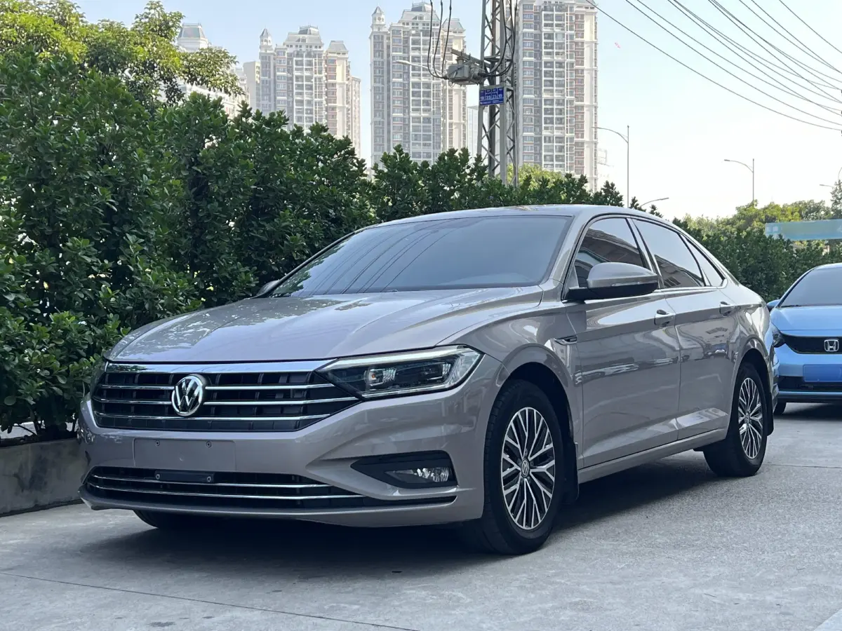 2021 Volkswagen Sagitar 1.4T 150HP L4 7DCT