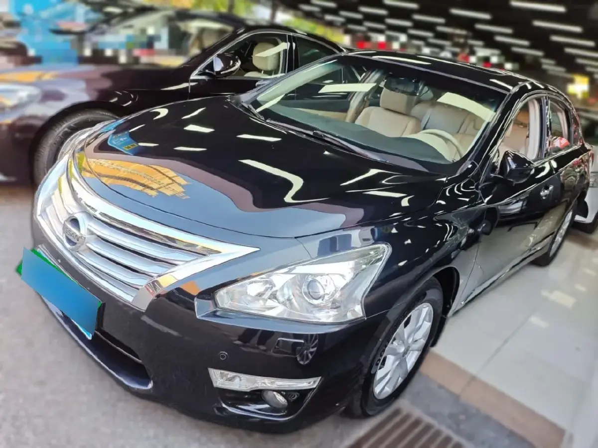 2013 Nissan Teana 2.5L 186HP L4 CVT