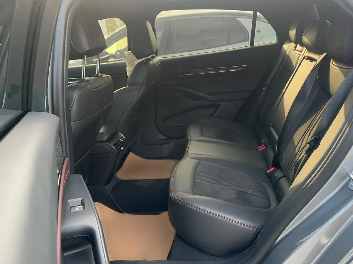 2023 Ford Mondeo 1.5T 190HP L4 8AT,autocango,china used car exporter,china ev exporter,chinese used car exporter,chinese used ev exporter