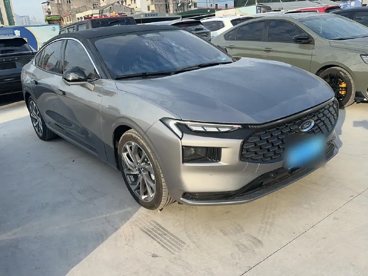 2023 Ford Mondeo 1.5T 190HP L4 8AT,autocango,china used car exporter,china ev exporter,chinese used car exporter,chinese used ev exporter