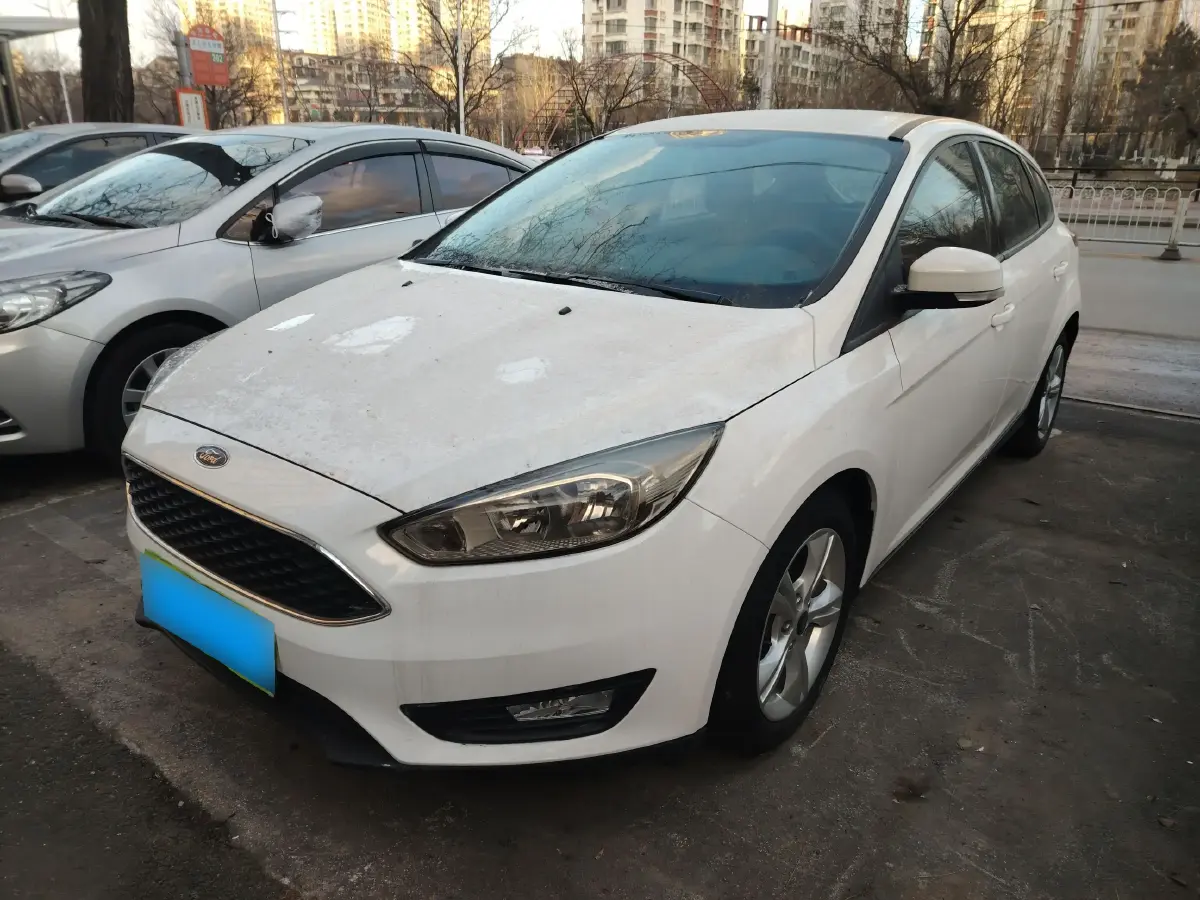 2017 Ford Focus 1.6L 125HP L4 6DCT