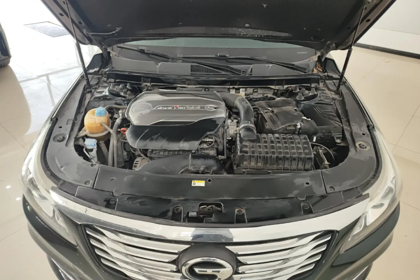 2017 GAC Trumpchi GA8 1.8T 188HP L4 6AT,autocango,china used car exporter,china ev exporter,chinese used car exporter,chinese used ev exporter