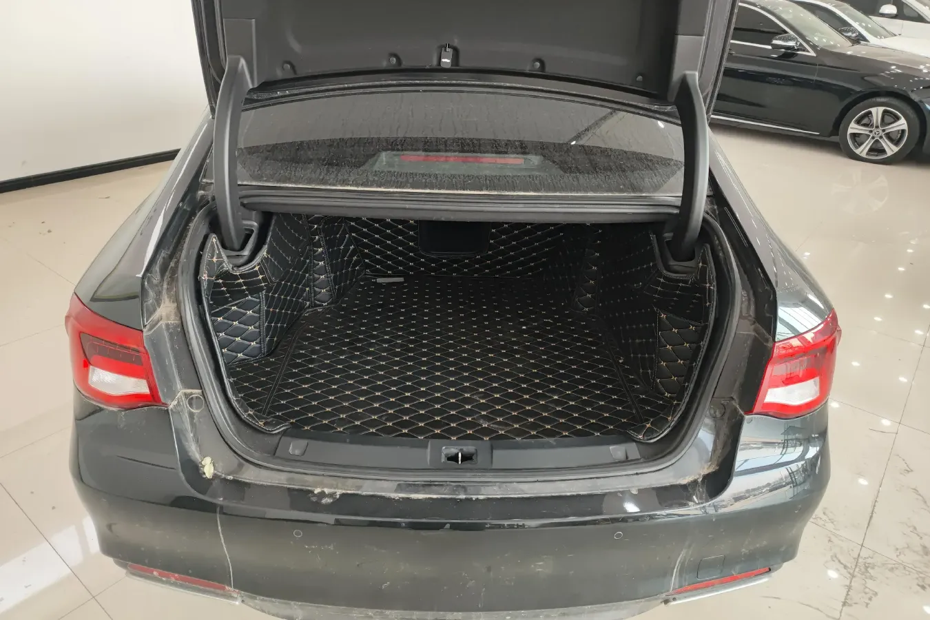 2017 GAC Trumpchi GA8 1.8T 188HP L4 6AT,autocango,china used car exporter,china ev exporter,chinese used car exporter,chinese used ev exporter