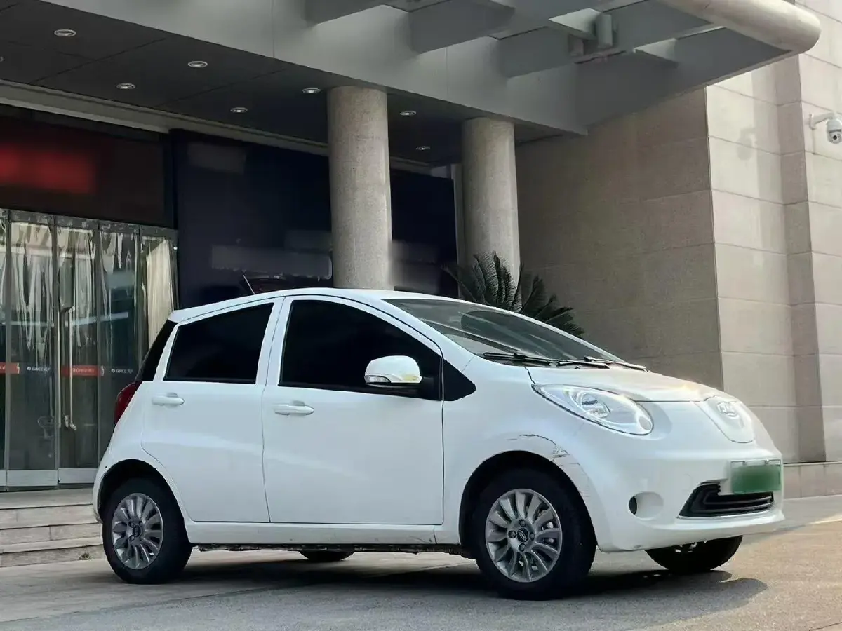 2018 JAC iEV6E BEV 29.2KWH