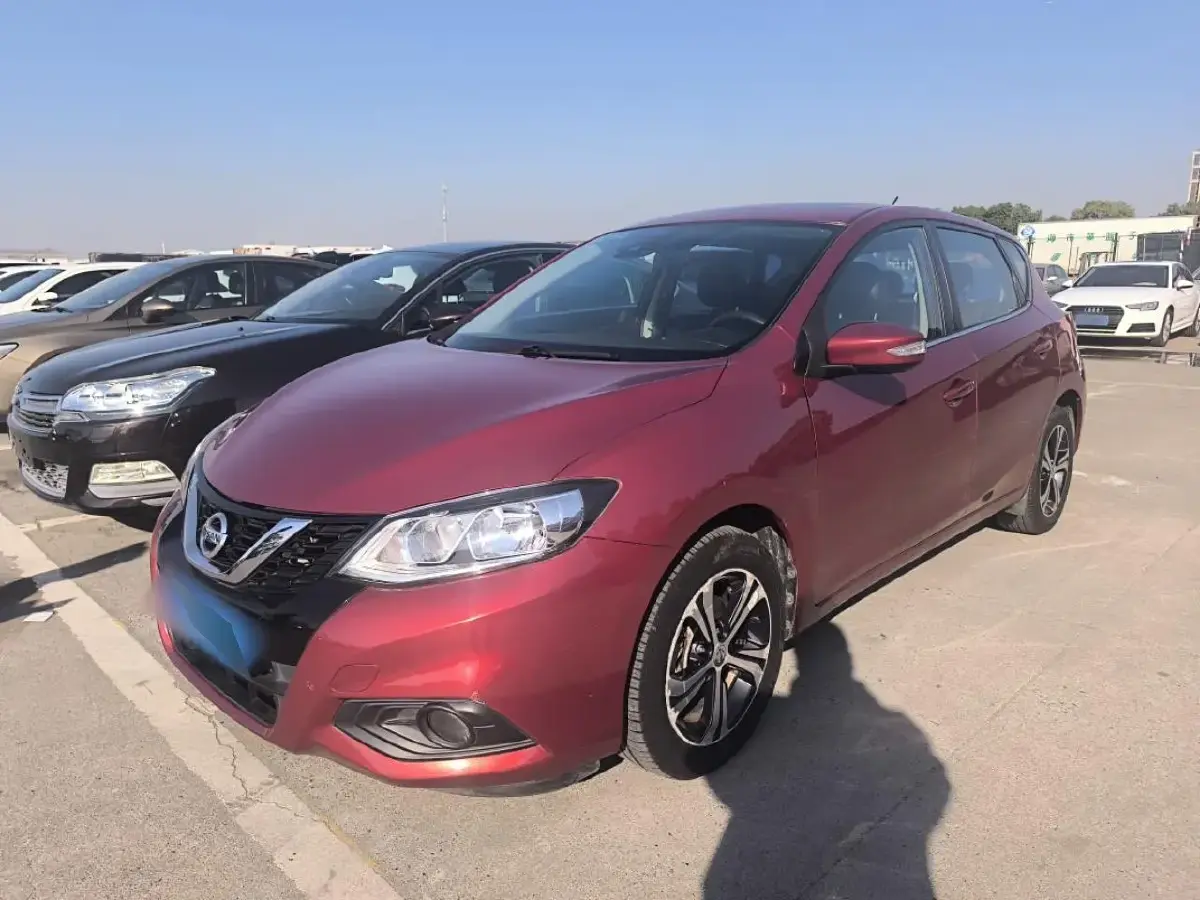 2016 Nissan Tiida 1.6L 126HP L4 CVT