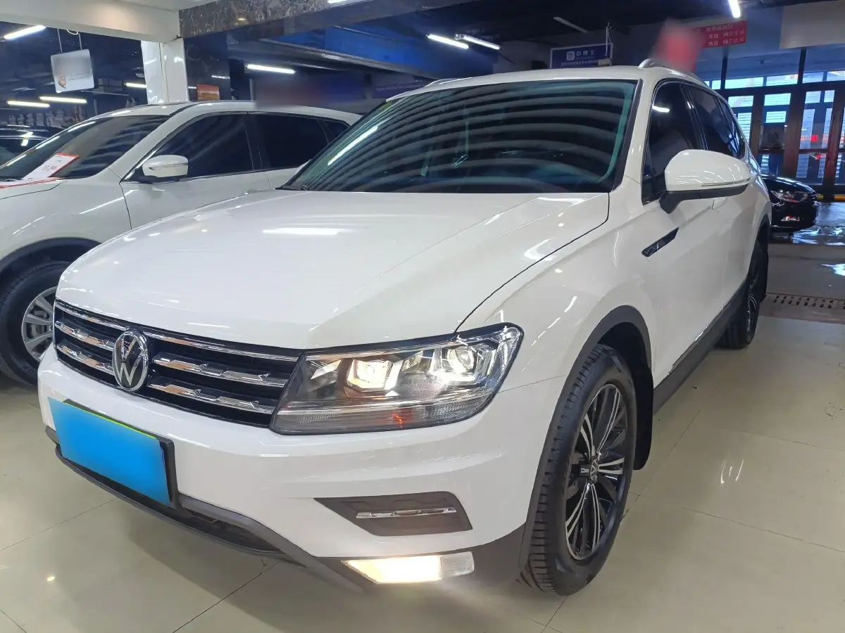 2021 Volkswagen Tiguan L 2.0T 186HP L4 7DCT