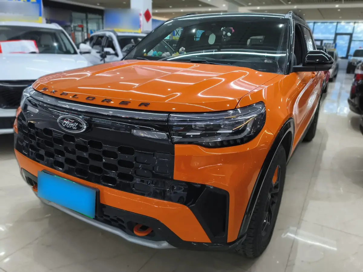 2023 Ford Explorer 2.3T 276HP L4 10AT