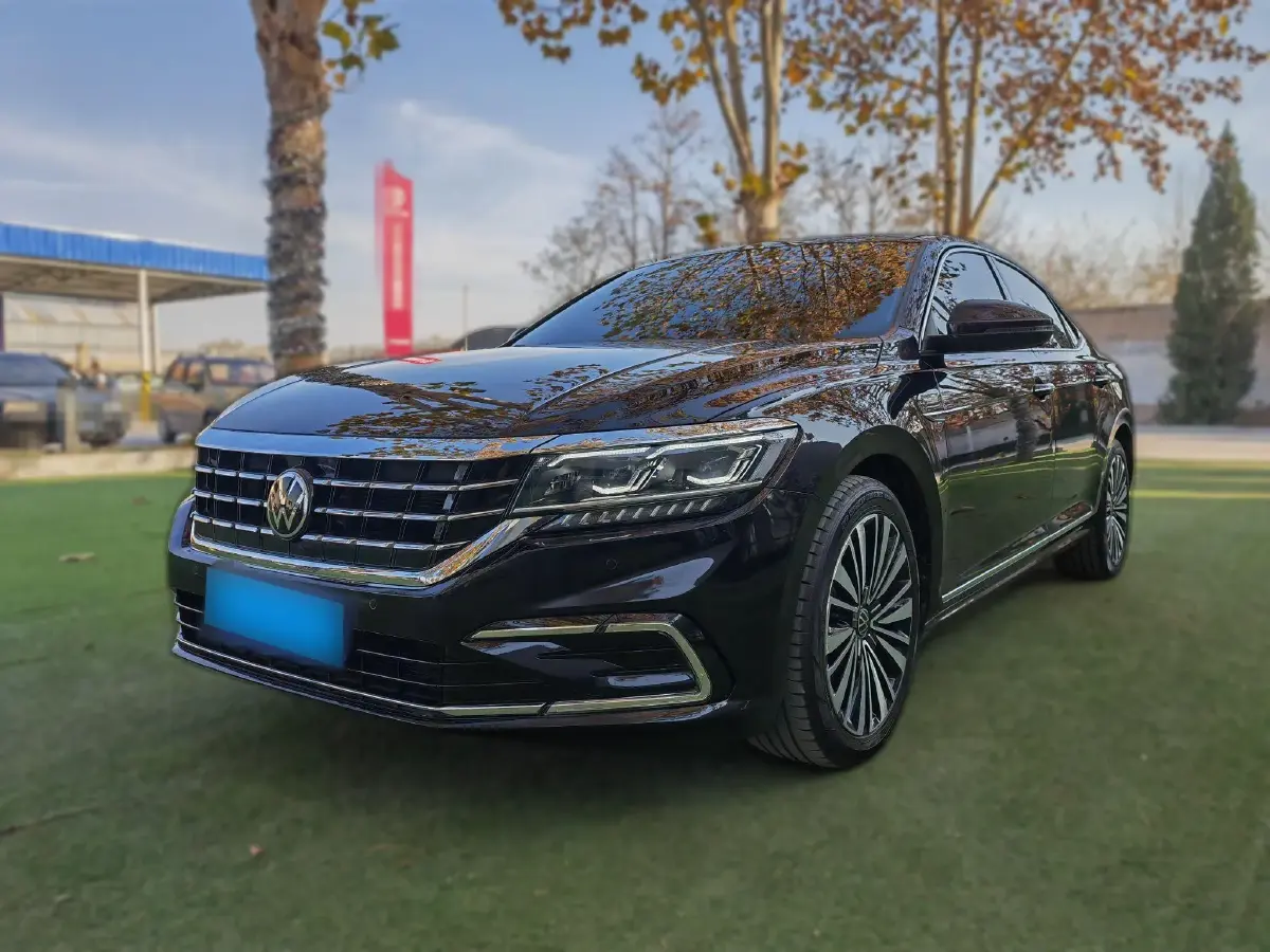 2021 Volkswagen Passat 2.0T 186HP L4 7DCT