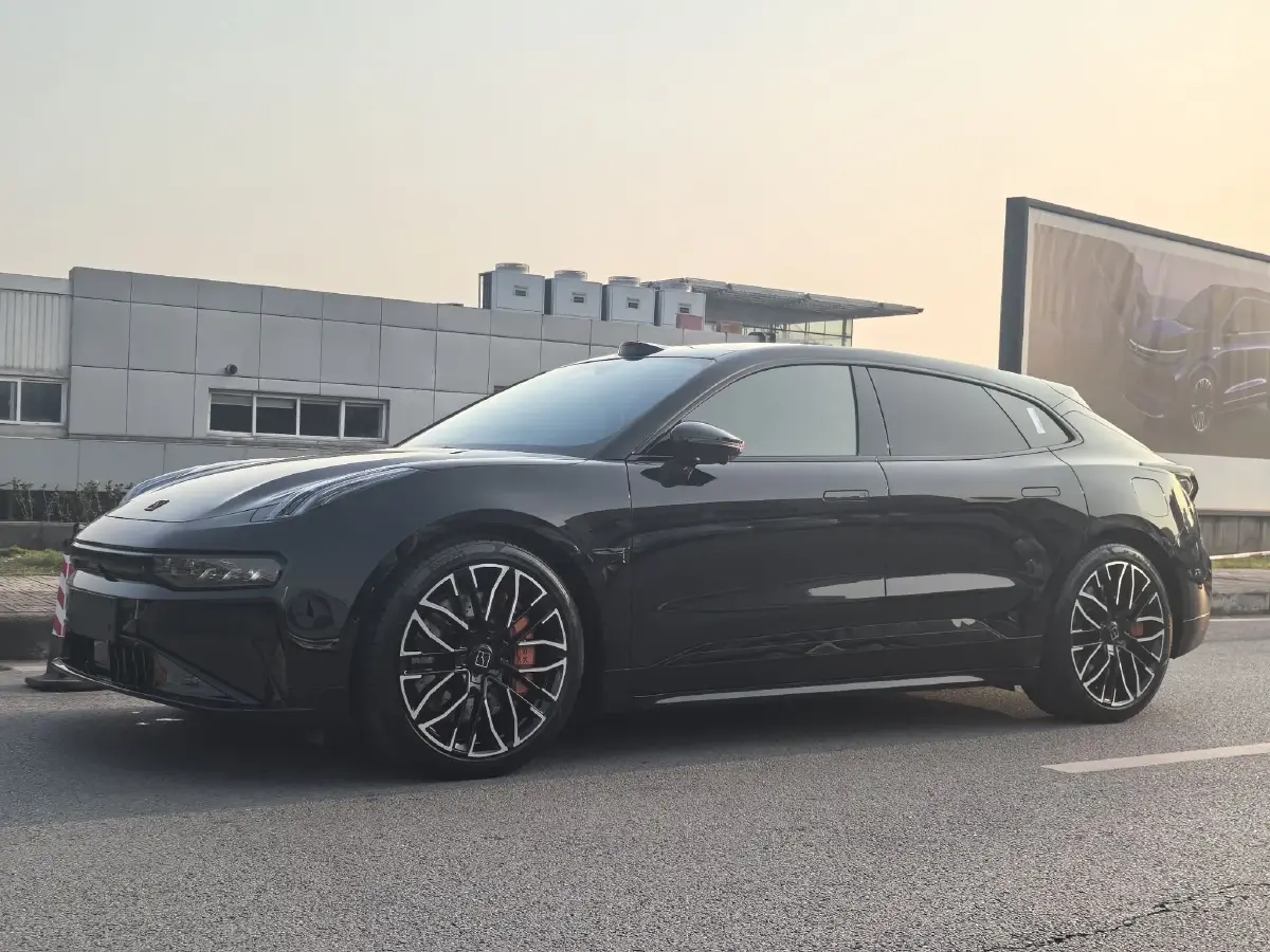 2024 Zeekr 001 BEV 100KWH