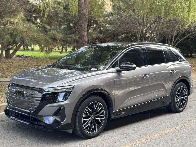 2023 Audi Q5 e-tron BEV 83.4KWH