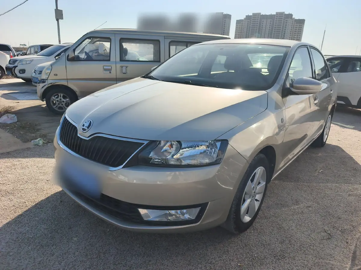 2016 Skoda Rapid 1.6L 110HP L4 5MT