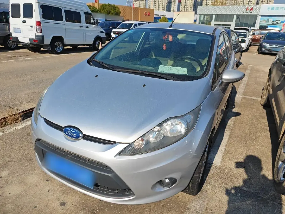 2011 Ford Fiesta 1.3L 86HP L4 5MT
