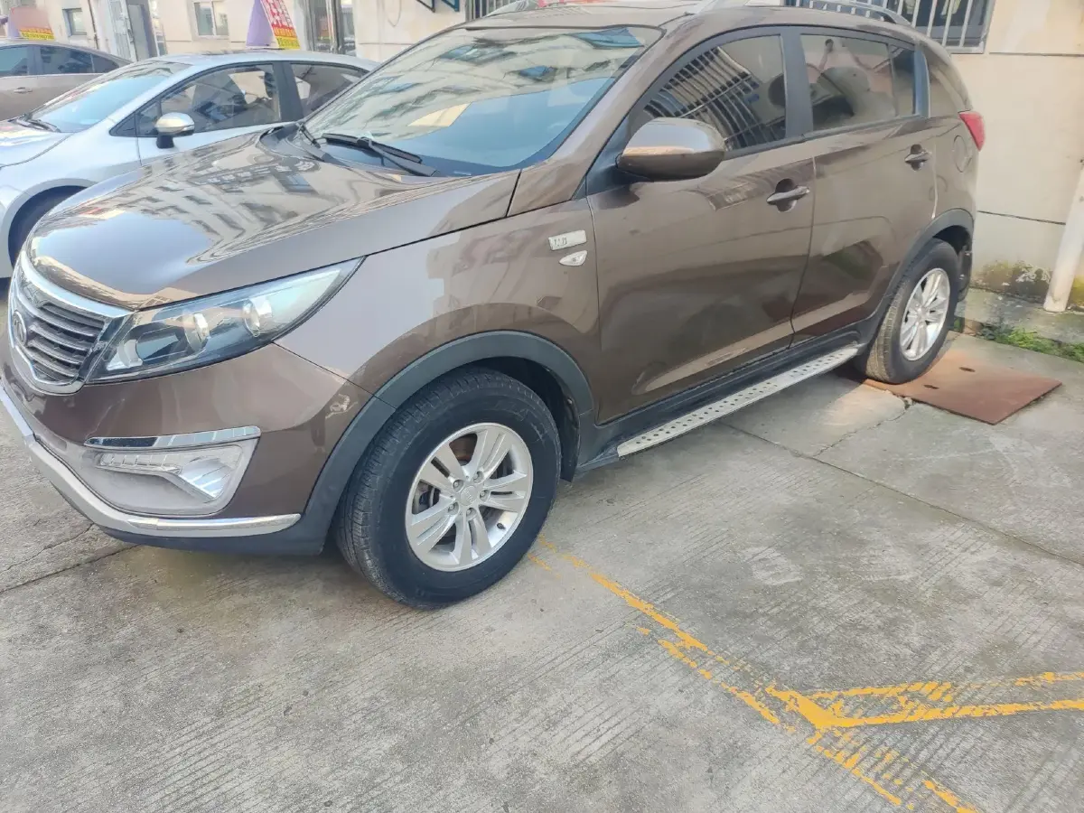2014 Kia Sportage R 2.0L 165HP L4 6AT