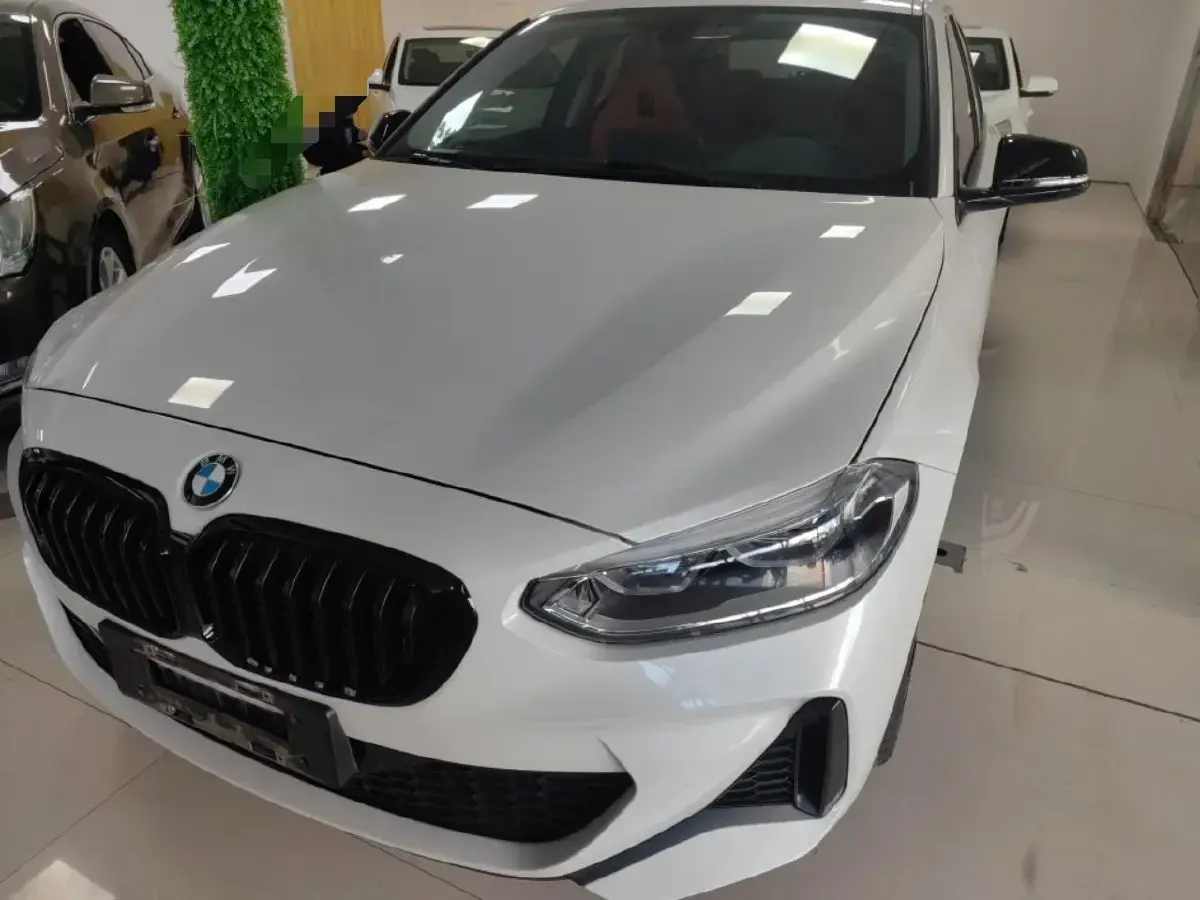 2021 BMW 1 Series 2.0T 192HP L4 7DCT