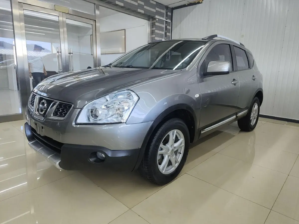 2012 Nissan Qashqai 2.0L 144HP L4 6MT