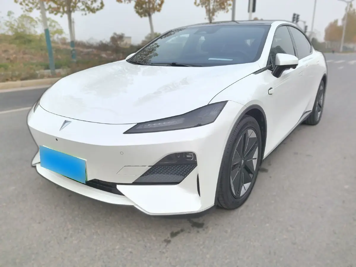 2023 Deepal SL03 1.5L 95HP L4 REEV 28.39KWH