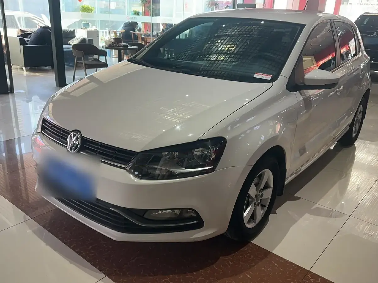 2016 Volkswagen Polo 1.4L 90HP L4 6AT