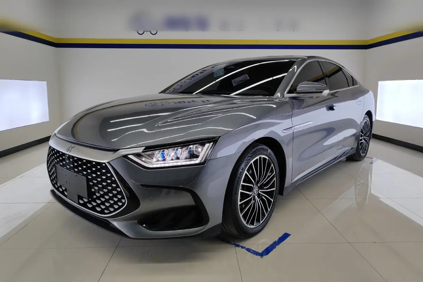 2022 BYD Han 1.5T 139HP L4 E-CVT PHEV 18.3KWH