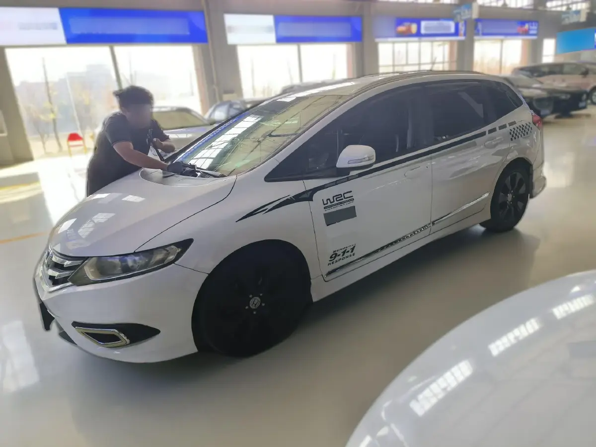 2013 Honda Jade 1.8L 141HP L4 5AT