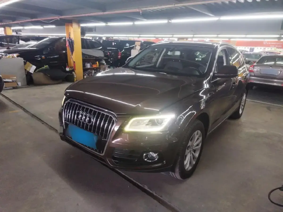 2013 Audi Q5 2.0T 211HP L4 8AT