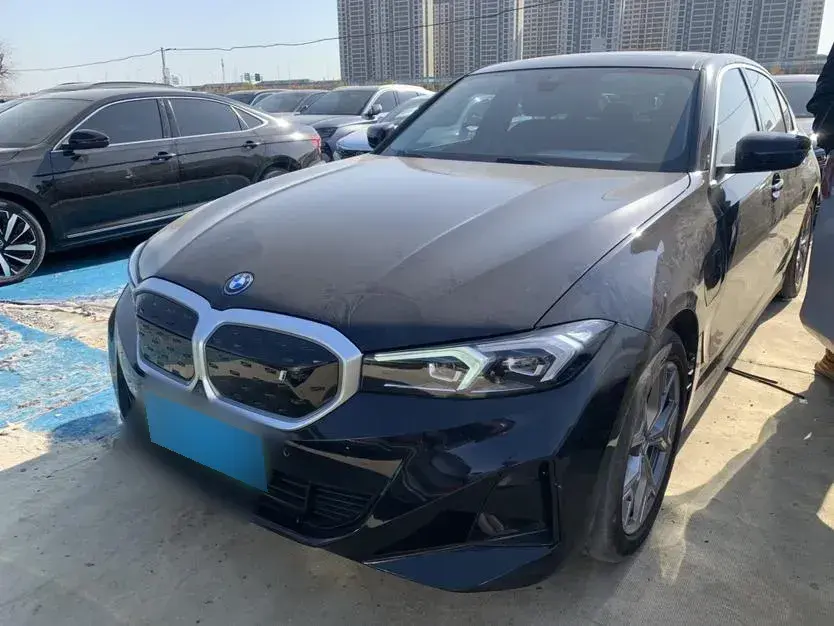 2022 BMW i3 BEV 70KWH