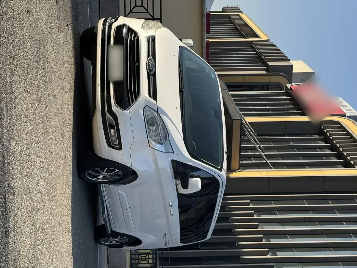 2017 Ford Tourneo 2.0T 203HP L4 6AT