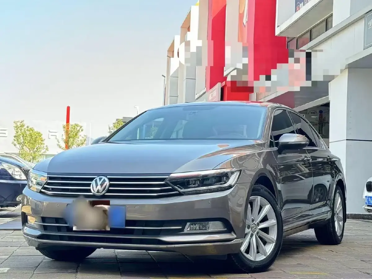 2017 Volkswagen Magotan 1.8T 180HP L4 7DCT