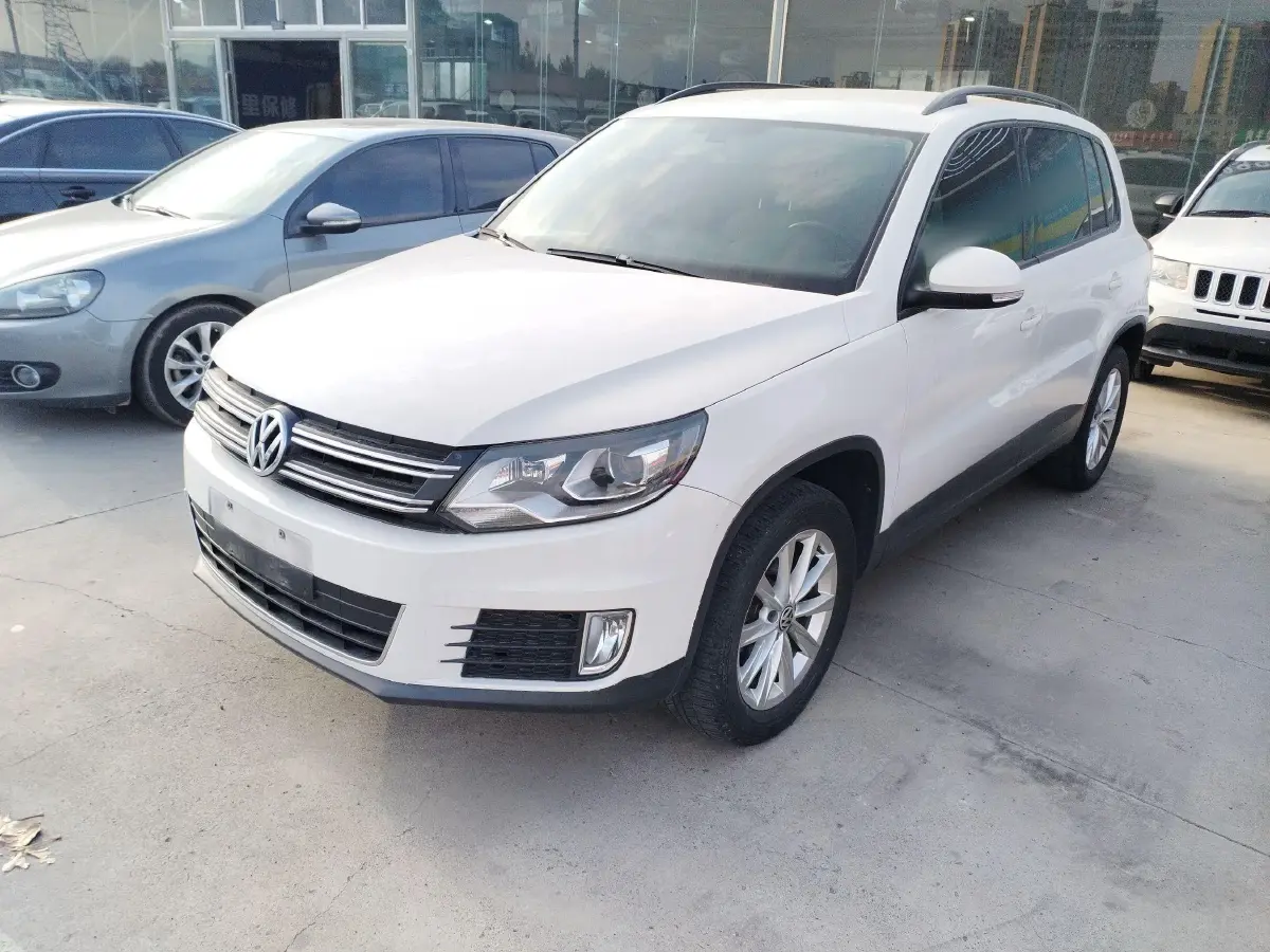 2015 Volkswagen Tiguan 1.8T 160HP L4 6AT
