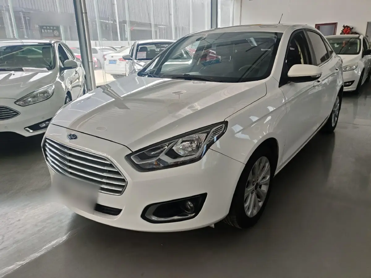 2015 Ford Escort 1.5L 113HP L4 6AT