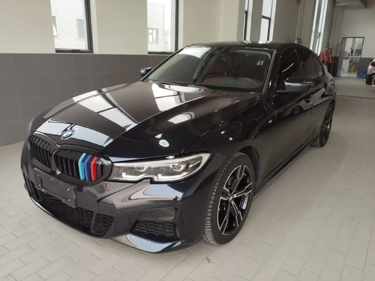 2022 BMW 3 Series 2.0T 184HP L4 8AT