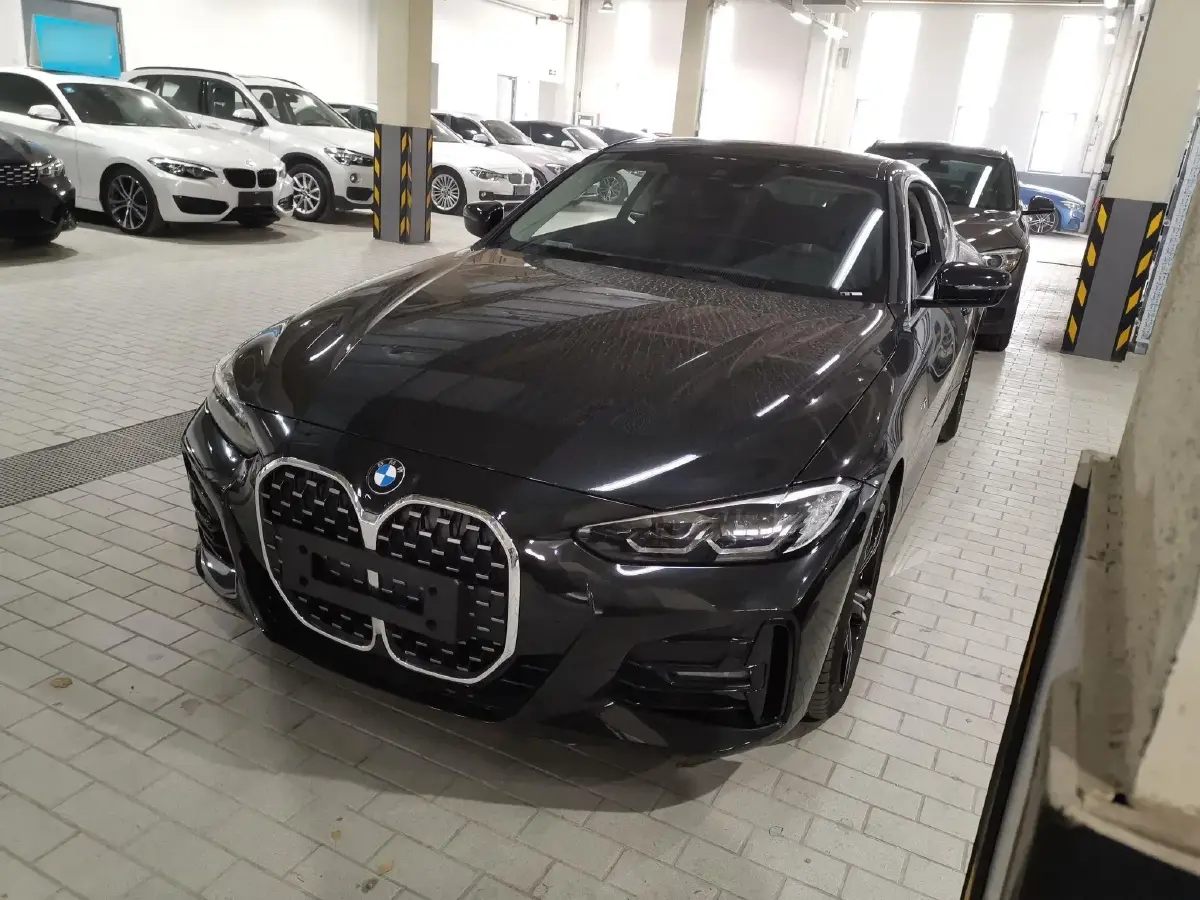 2022 BMW 4 Series 2.0T 184HP L4 8AT