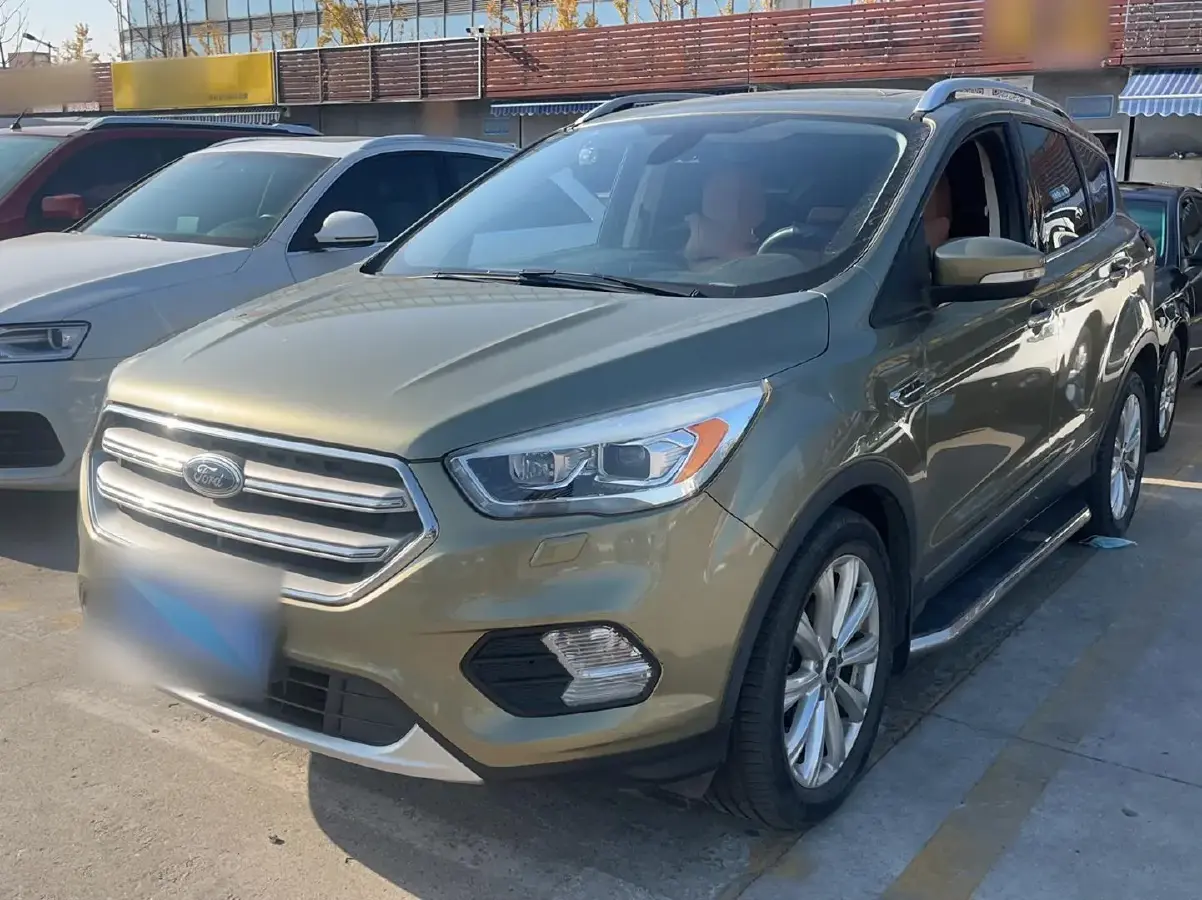 2017 Ford Kuga 2.0T 245HP L4 6AT