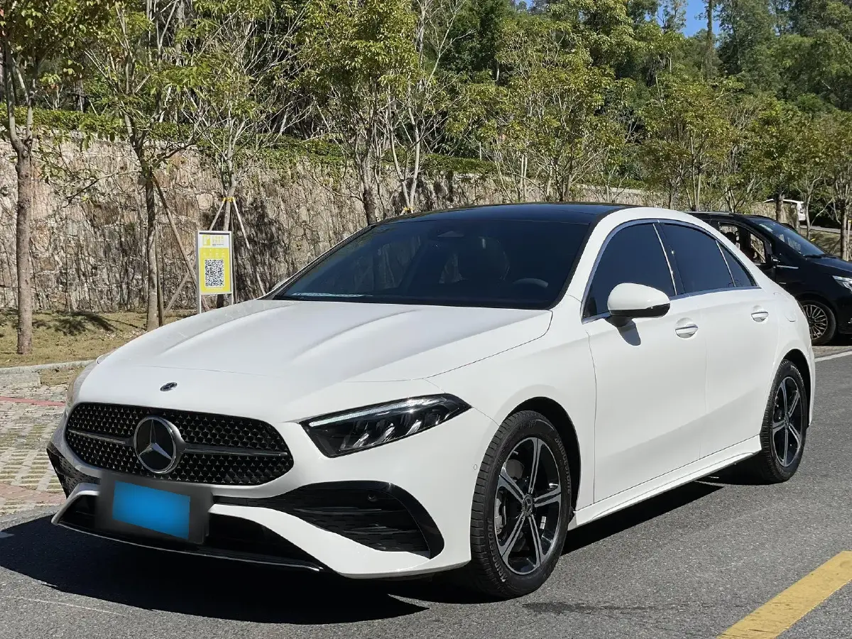 2023 Mercedes-Benz A Class 1.3T 163HP L4 7DCT