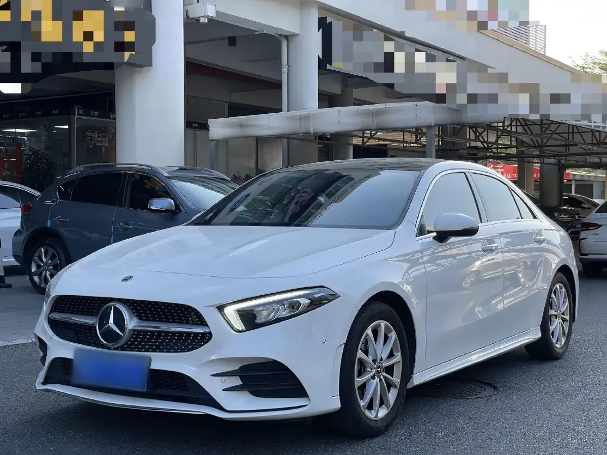 2021 Mercedes-Benz A Class 1.3T 163HP L4 7DCT