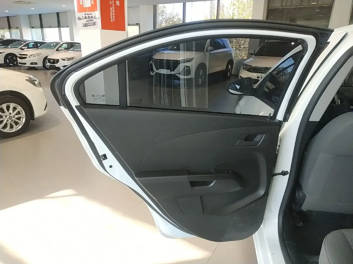 2014 Chevrolet Aveo 1.4L 103HP L4 6AT,autocango,china used car exporter,china ev exporter,chinese used car exporter,chinese used ev exporter