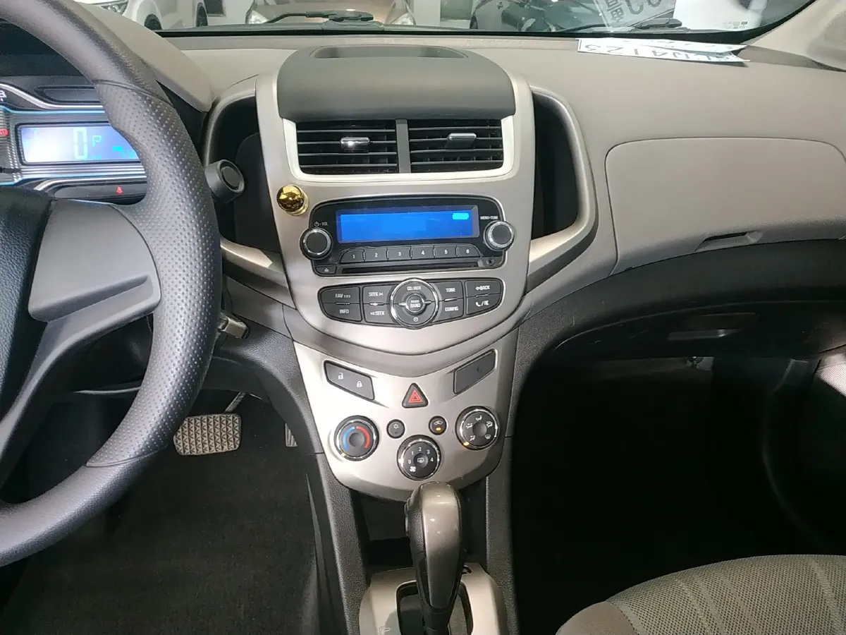 2014 Chevrolet Aveo 1.4L 103HP L4 6AT,autocango,china used car exporter,china ev exporter,chinese used car exporter,chinese used ev exporter