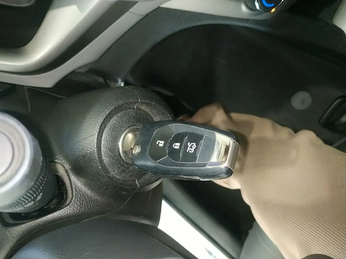 2014 Chevrolet Aveo 1.4L 103HP L4 6AT,autocango,china used car exporter,china ev exporter,chinese used car exporter,chinese used ev exporter