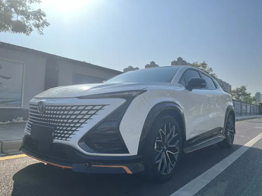 2022 ChangAn UNI-T 1.5T 188HP L4 7DCT