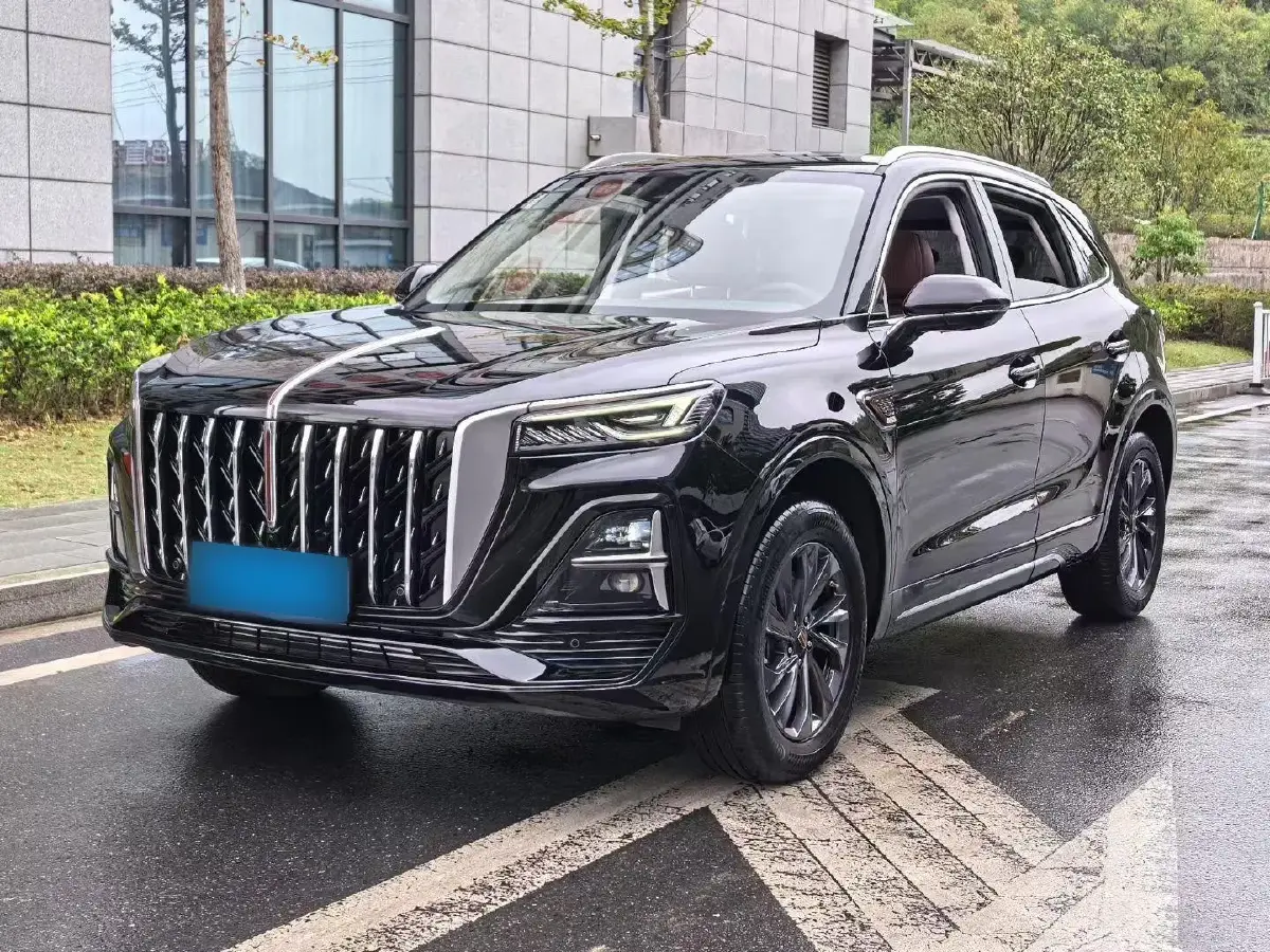 2023 HongQi HS5 2.0T 252HP L4 8AT