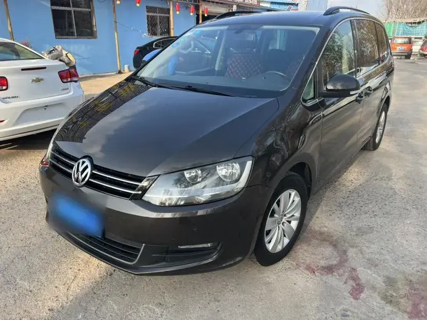 2013 Volkswagen Sharan 1.8T 160HP L4 6DCT