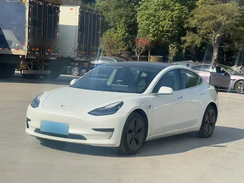 2020 Tesla Model 3 BEV 52KWH
